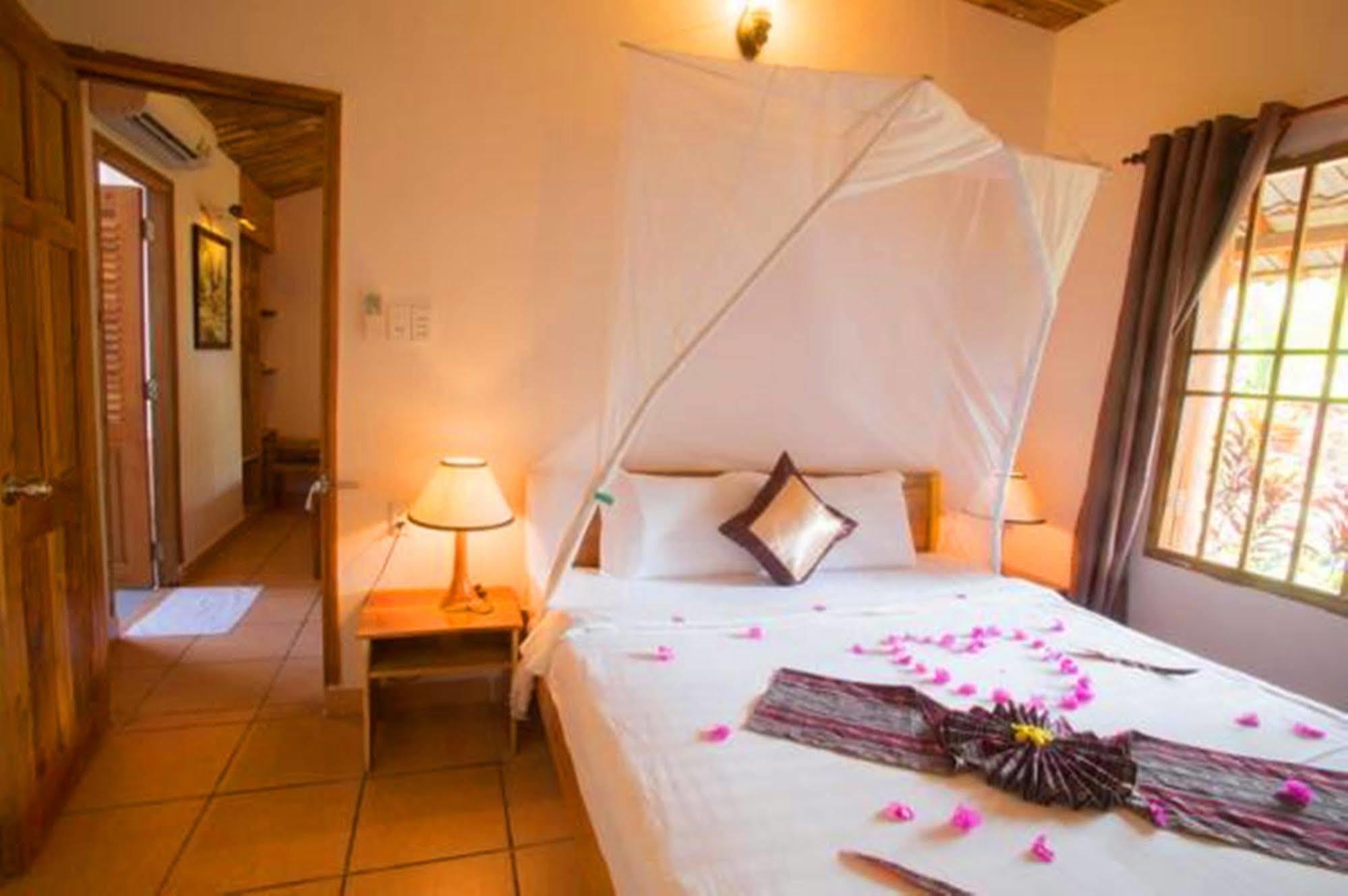 La Casa Resort Phu Quoc Exterior photo